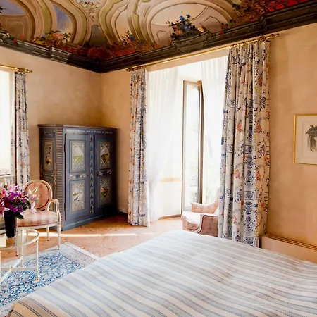 Romantik Castello Seeschloss