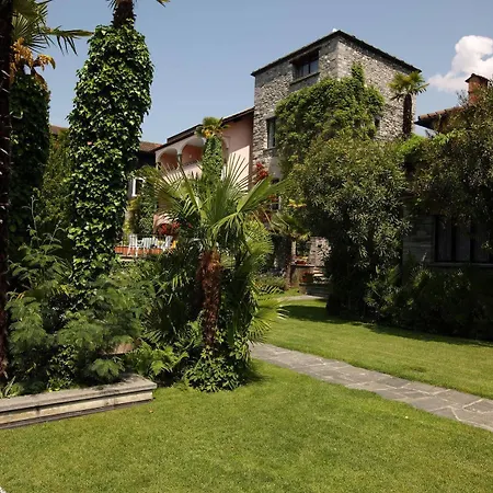 Romantik Castello Seeschloss Hotel